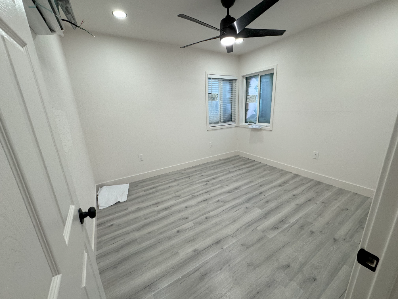 2300 Brundage Ln #C - Photo 3 of 5