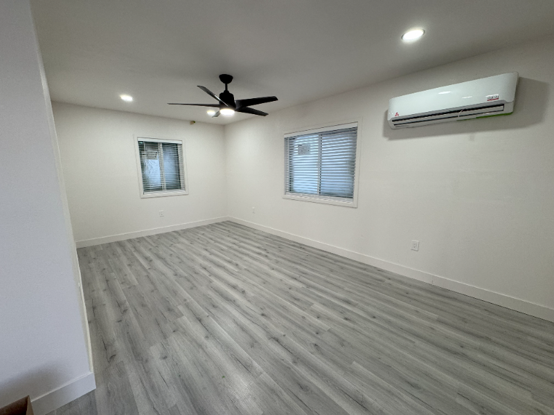 2300 Brundage Ln #C - Photo 4 of 5