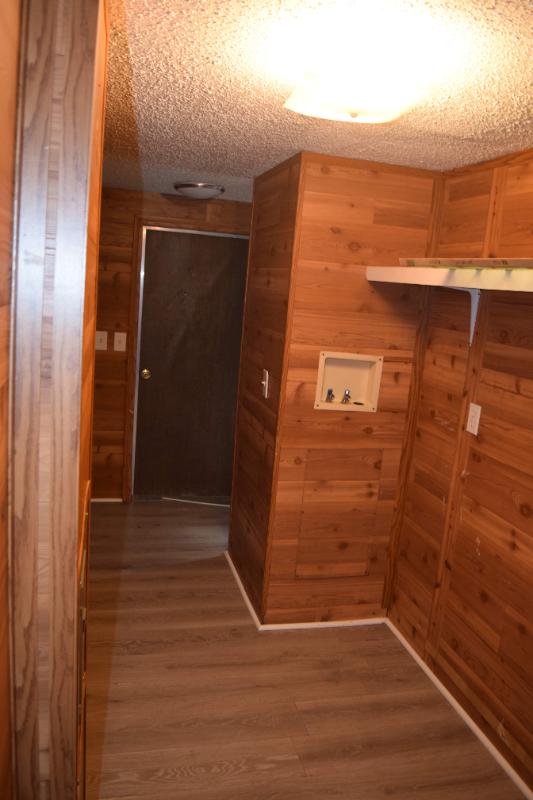 2060 Deborah Ln #8 - Photo 3 of 20