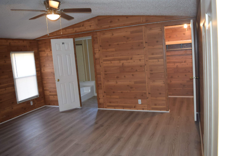 2060 Deborah Ln #8 - Photo 5 of 20