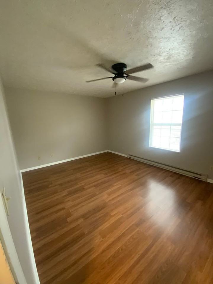 SG / 2 SFH / Barn - Photo 5 of 5