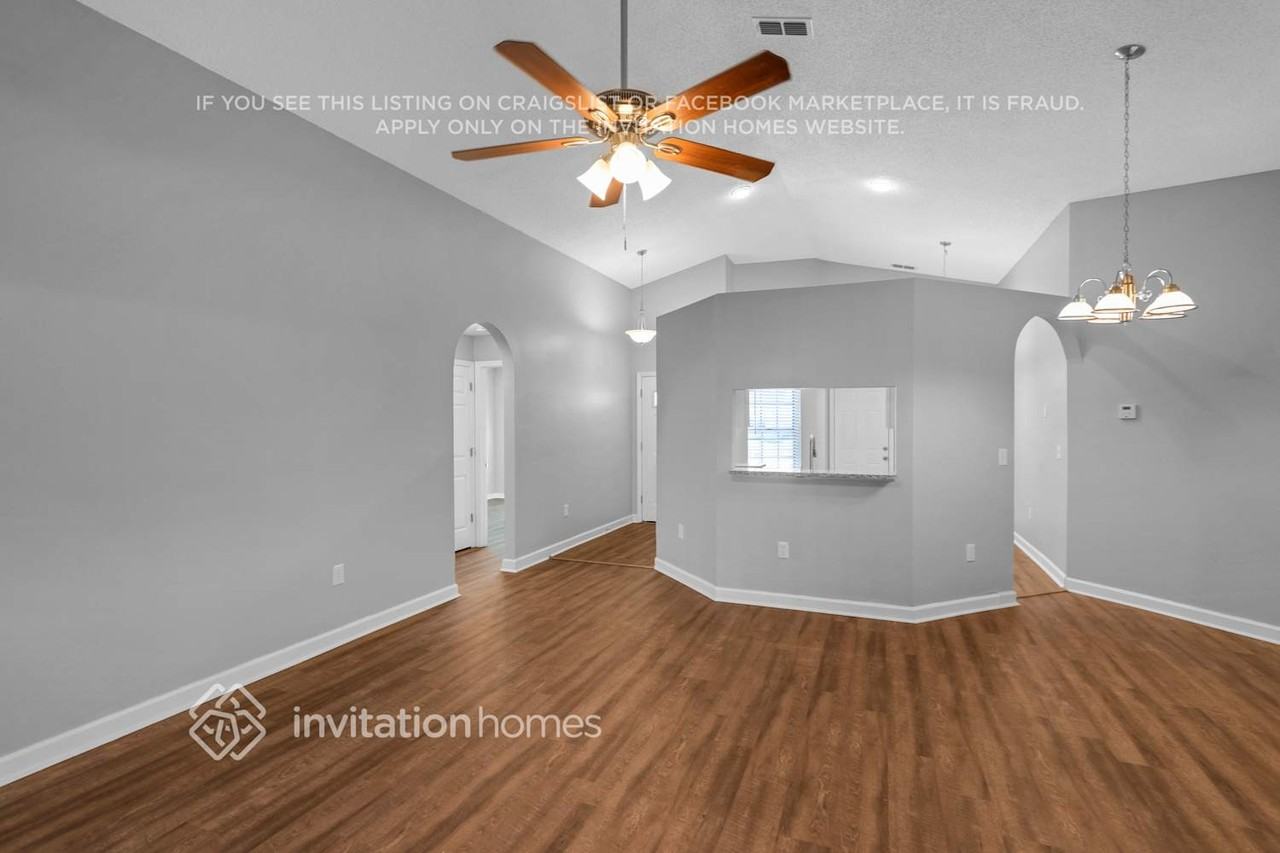 2058 Sarah Louise Dr - Photo 2 of 24