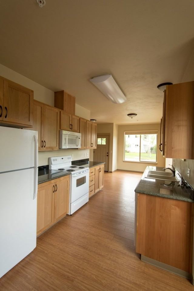 The Ponderosa - Photo 7 of 34