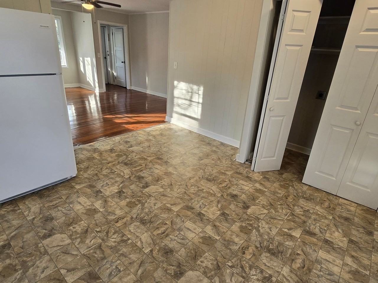 2215 Willow St - Photo 6 of 19