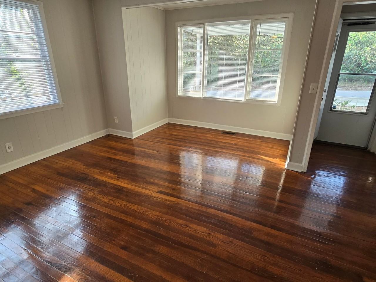 2215 Willow St - Photo 7 of 19