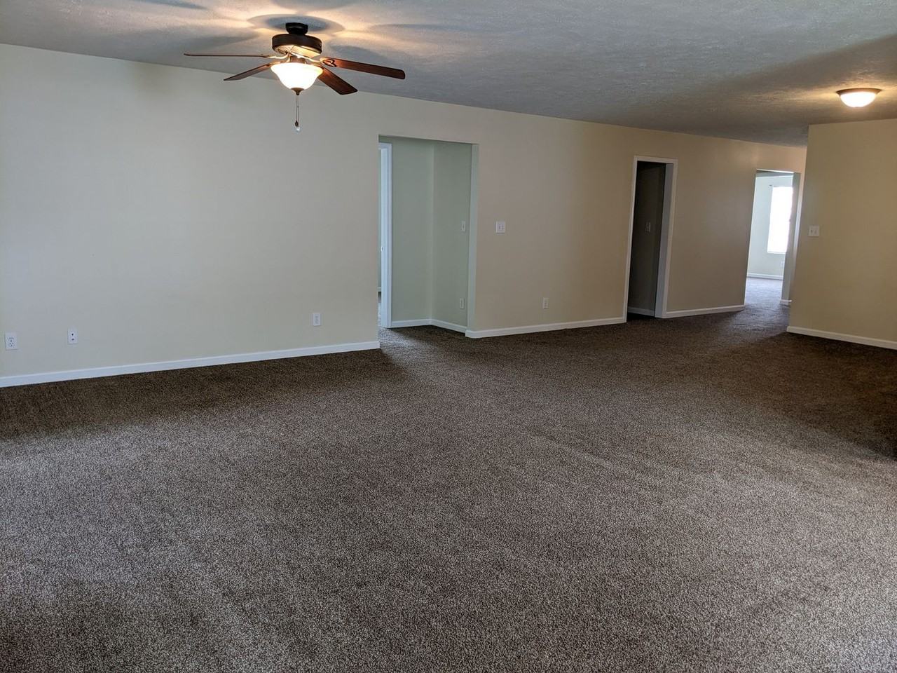 8065 E Audrey Ave - Photo 5 of 15