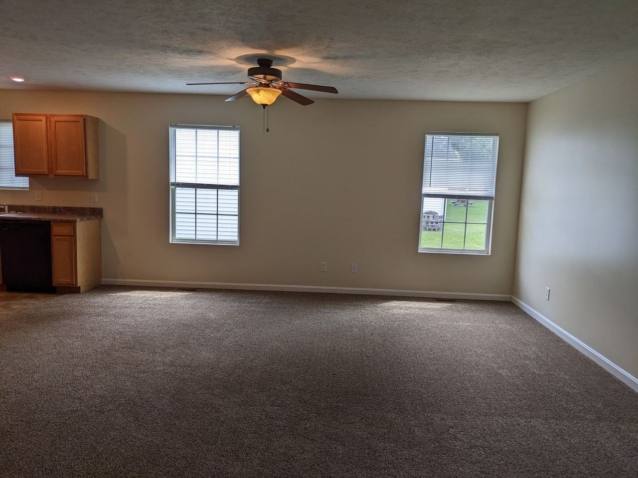 8065 E Audrey Ave - Photo 7 of 15