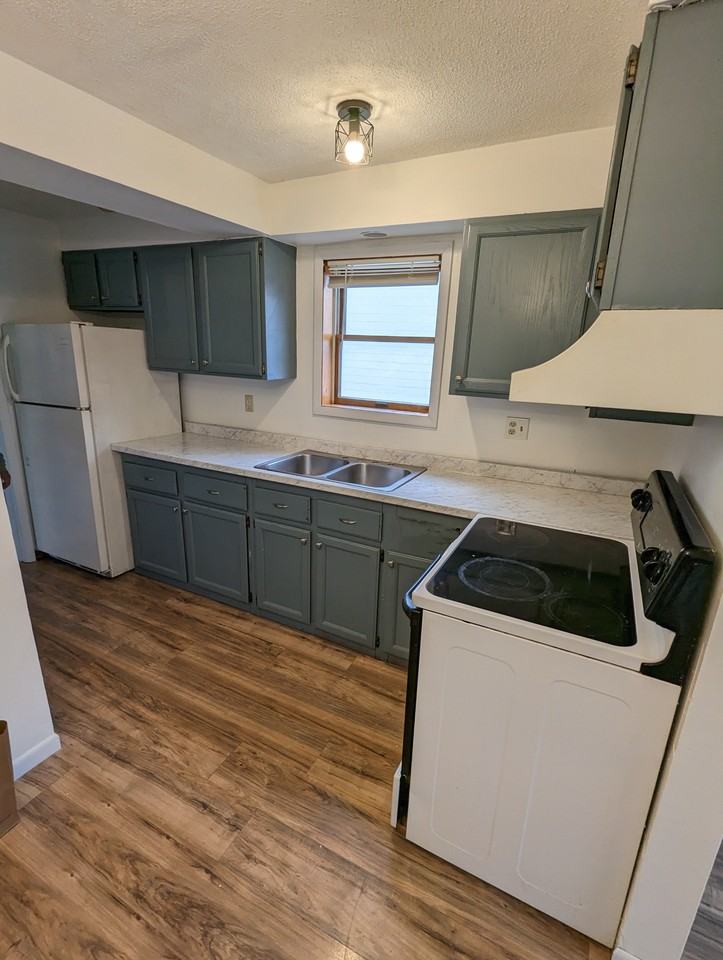 223 State Street #2 - Photo 3 of 11