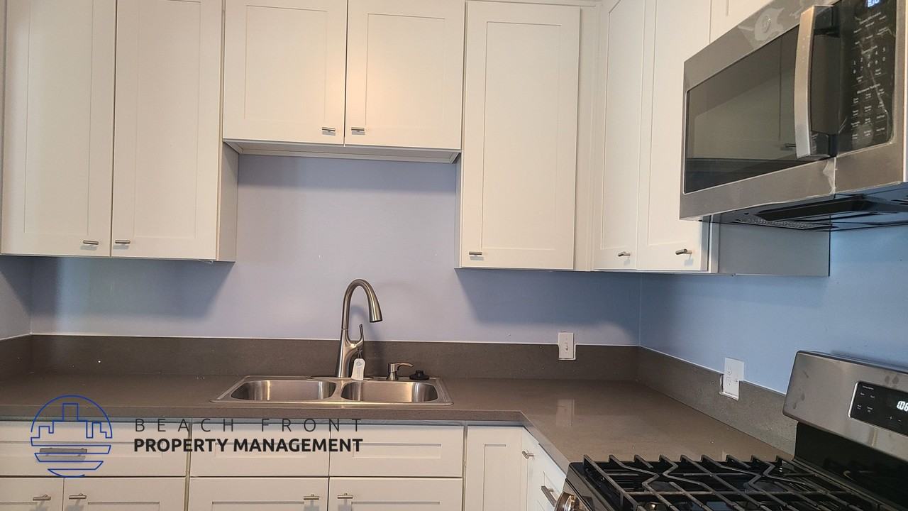 1534-1548 W. 20th St. - Photo 2 of 15