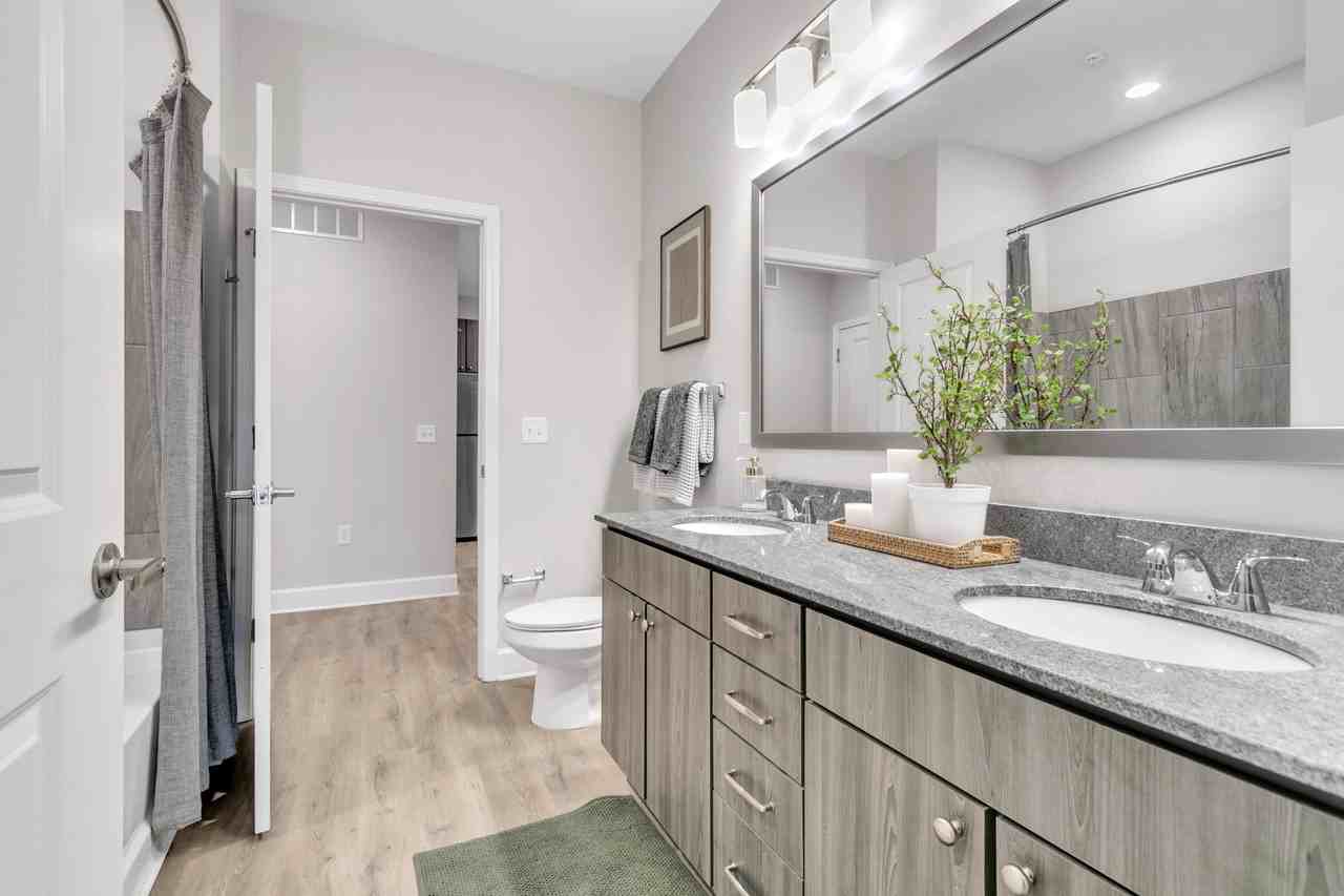 The View on Canton Apartments - Photo 6 of 26