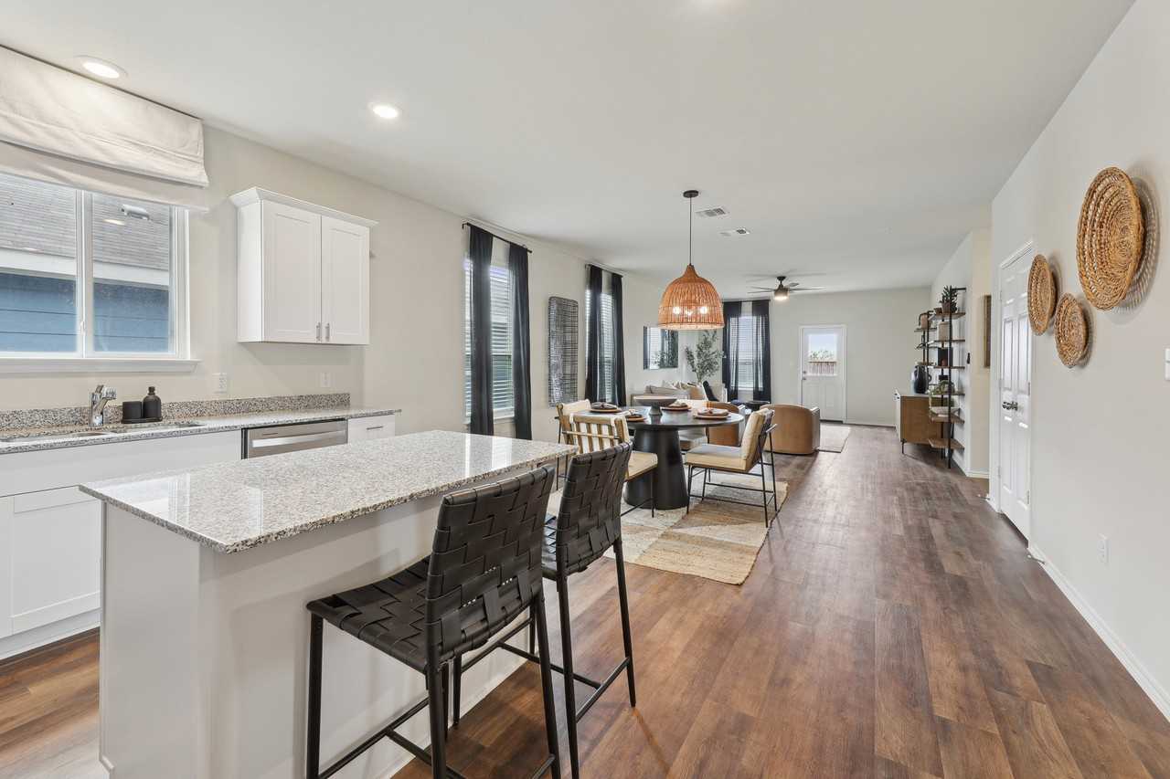 Creekside Terrace - Photo 5 of 37