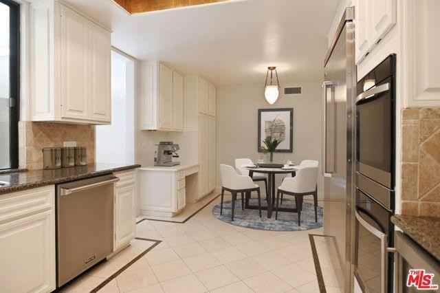 2243 Century Hl - Photo 2 of 8