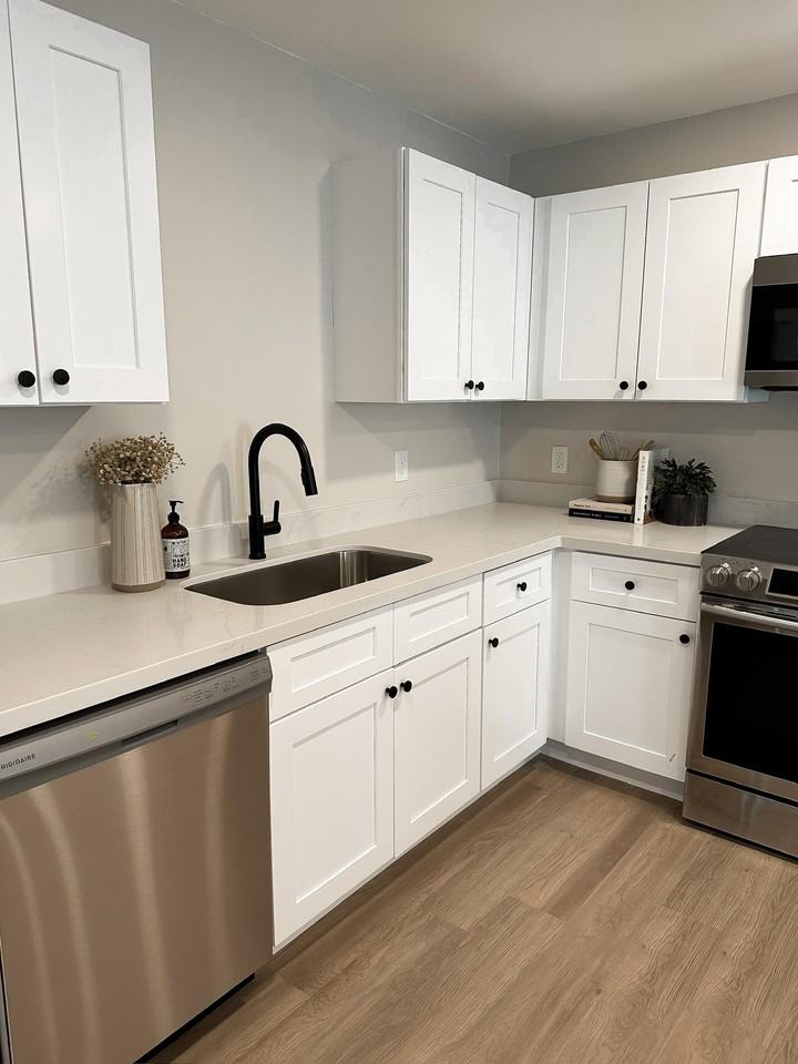 E Orange St - Photo 3 of 11