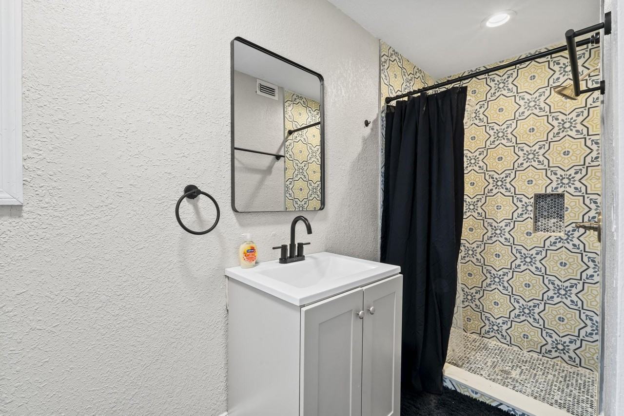 E 3rd St - Photo 6 of 16