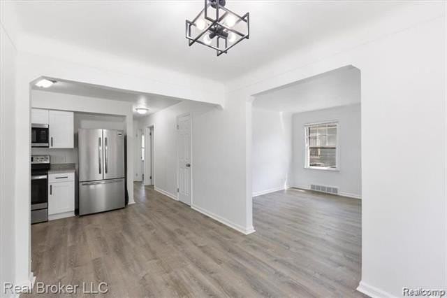 19974 Ferguson St - Photo 4 of 16