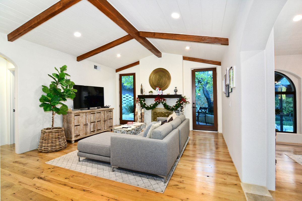 31350 Lobo Canyon Rd - Photo 5 of 15
