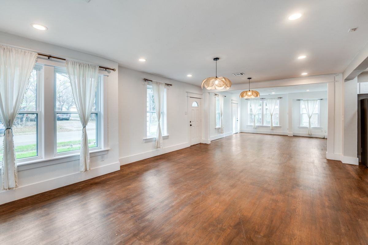 1218 Ranier St - Photo 3 of 23