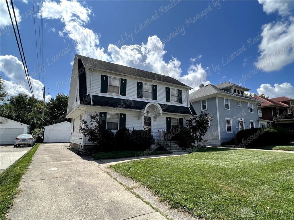 111 Englewood Rd - Photo 2 of 33