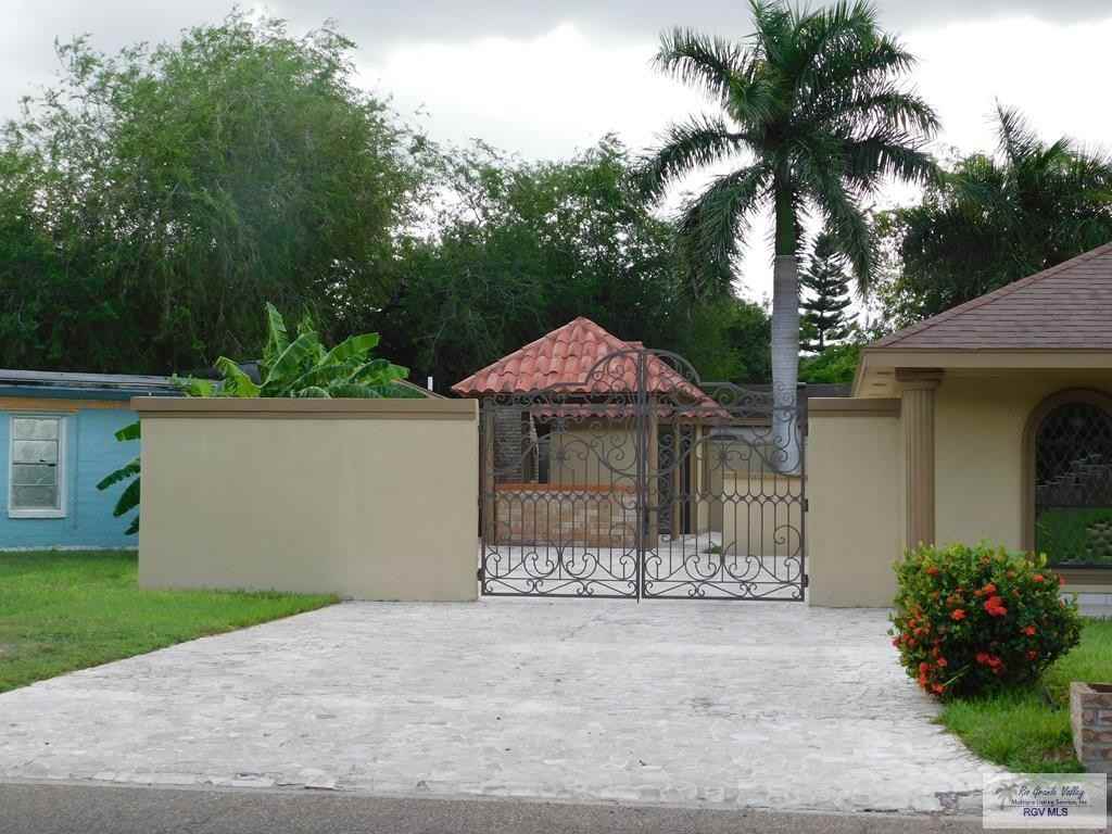 2334 Shidler Dr - Photo 3 of 50