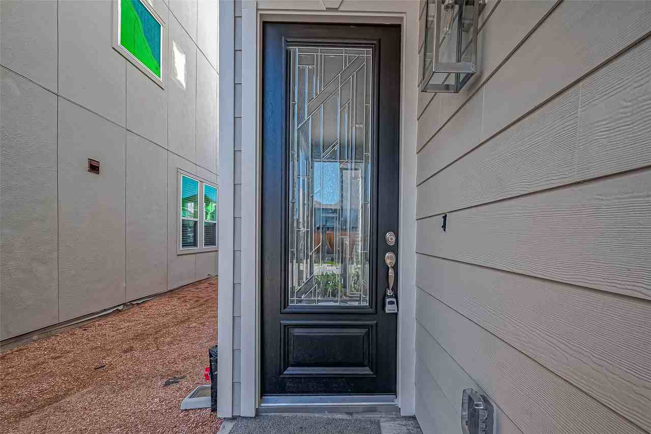 1915 Honey Mound Dr - Photo 5 of 47