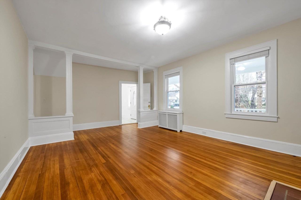 155 Berry Hill Rd - Photo 3 of 15