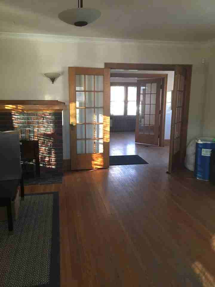 The Frontenac House - Photo 3 of 4