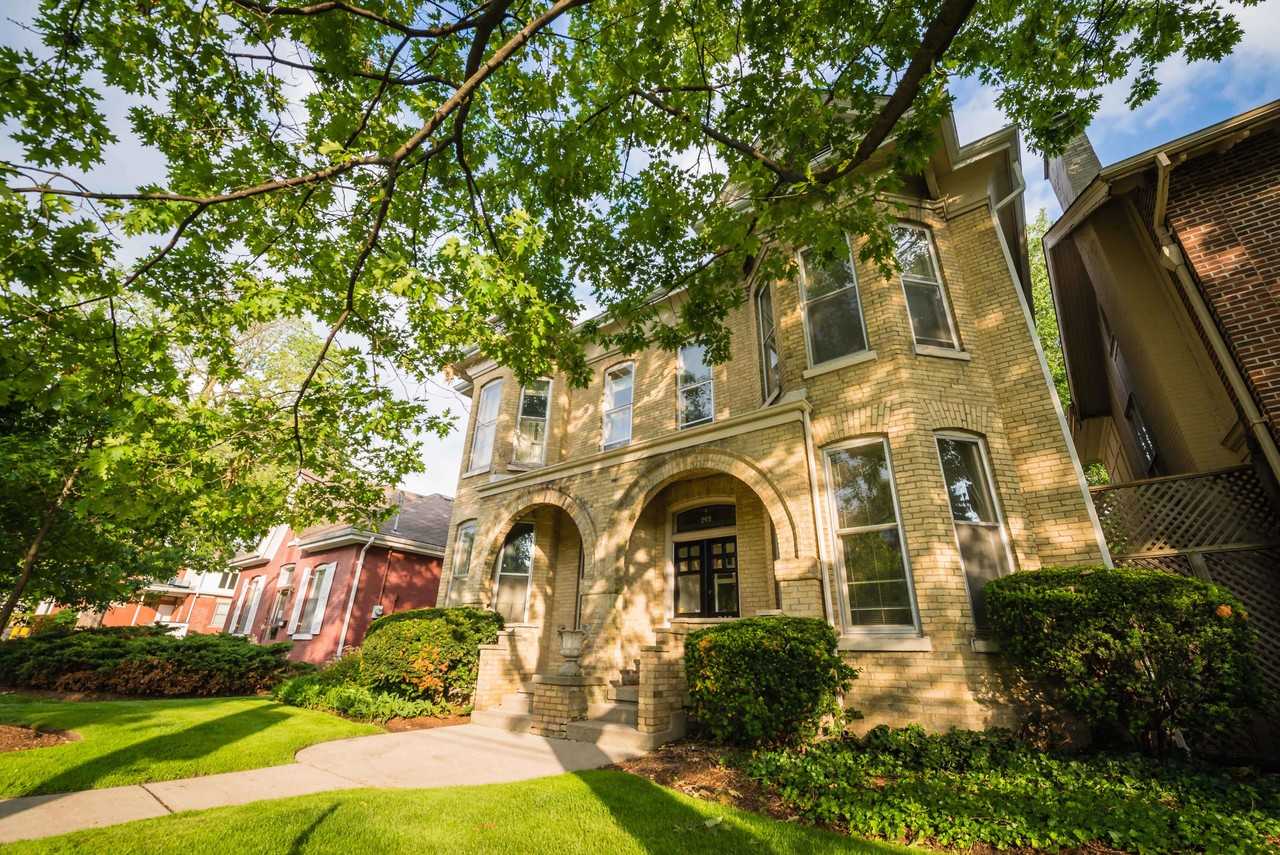 249 Hyman Street - Photo 2 of 21