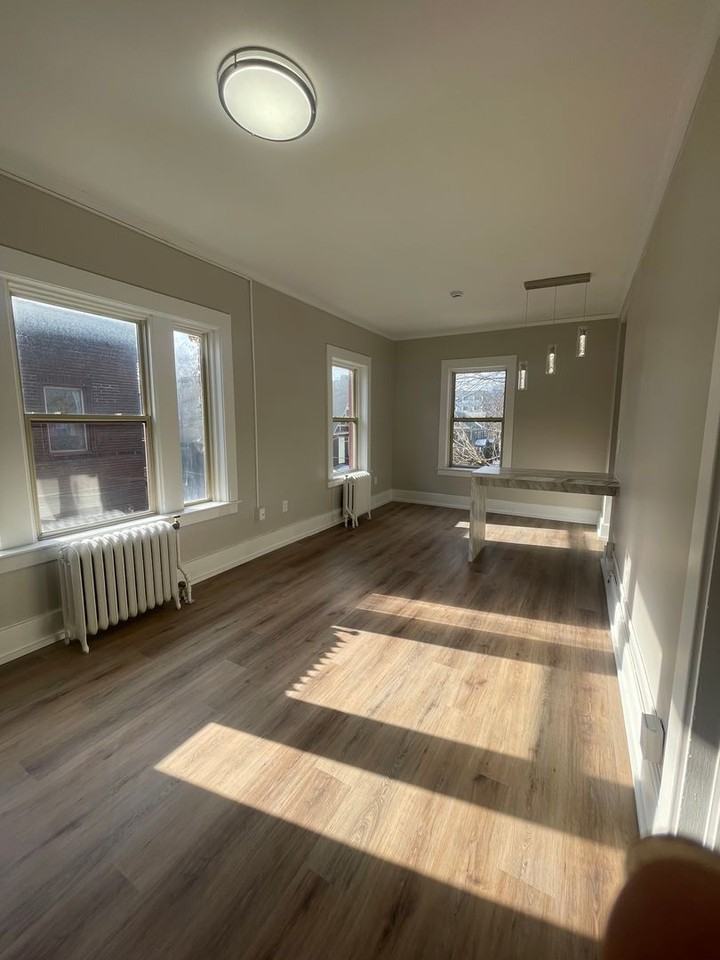 Normandie Apartments - Photo 2 of 31