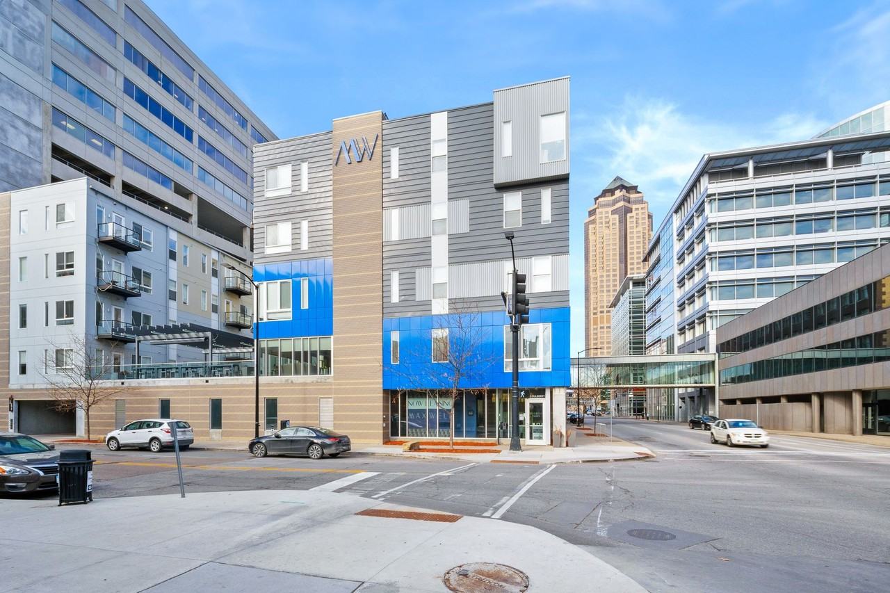 The Maxwell Downtown Des Moines Apartments - 915 Mulberry St Des Moines ...
