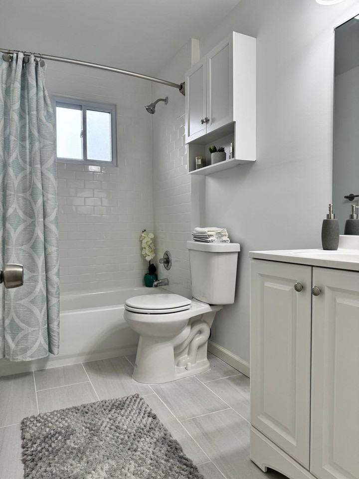 Regency Terrace - Photo 3 of 6