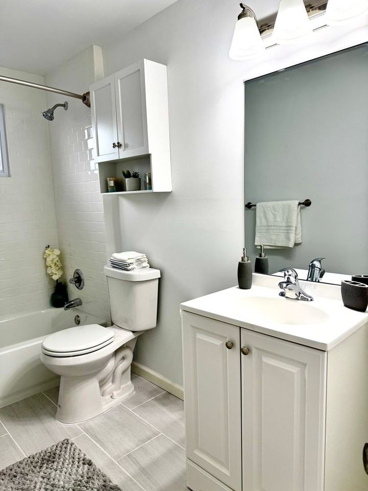 Regency Terrace - Photo 4 of 6