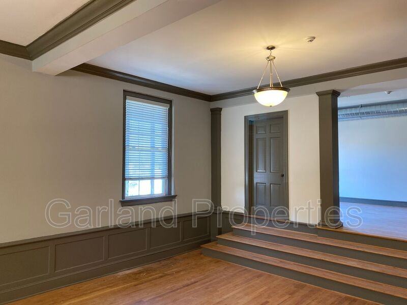 821 Salem Ave Sw - Photo 4 of 20