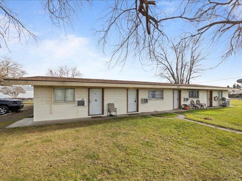 800 N Irving St #3 - Photo 2 of 12