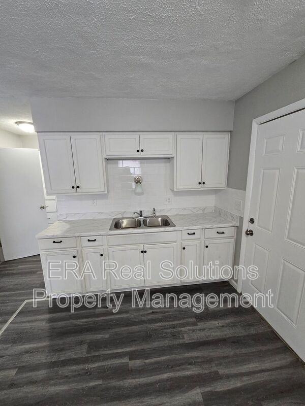 847 Byron Ave - Photo 7 of 18