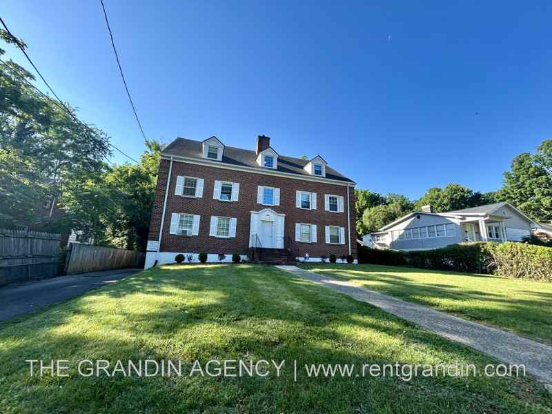 2703 Broad St Nw #4 - Photo 2 of 26