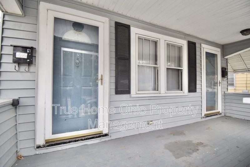 3670 Vine St - Photo 2 of 29