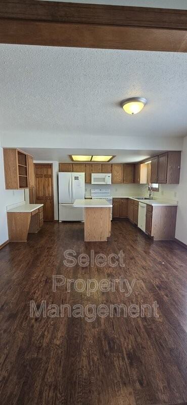 3104 Walnut Run - Photo 7 of 35