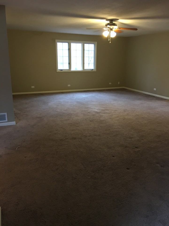 524 Valley Rd - Photo 2 of 11