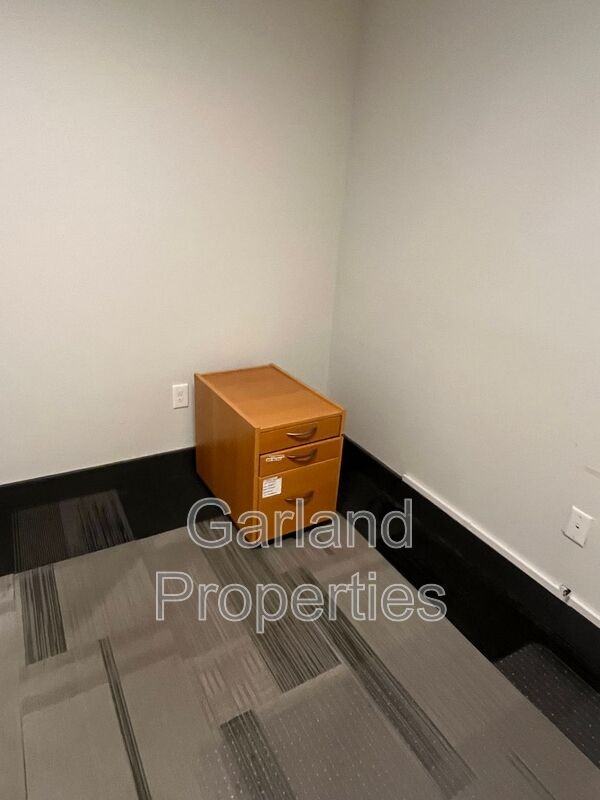 416 Campbell Ave Sw - Photo 4 of 9