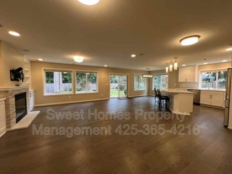 13666 179th Ave Ne - Photo 3 of 18