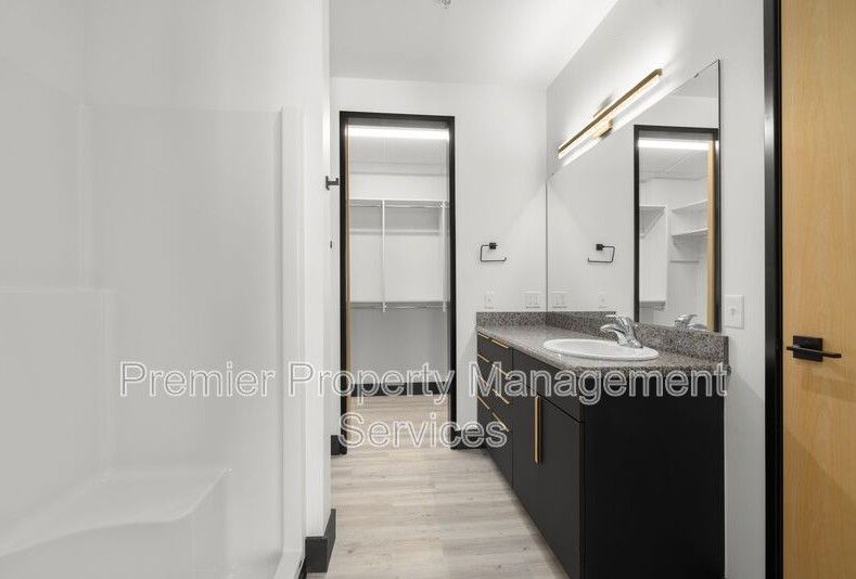 2310 1st Ave N #507 - Photo 7 of 29