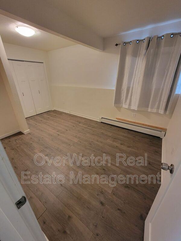 3700 Carleton Ave - Photo 4 of 22