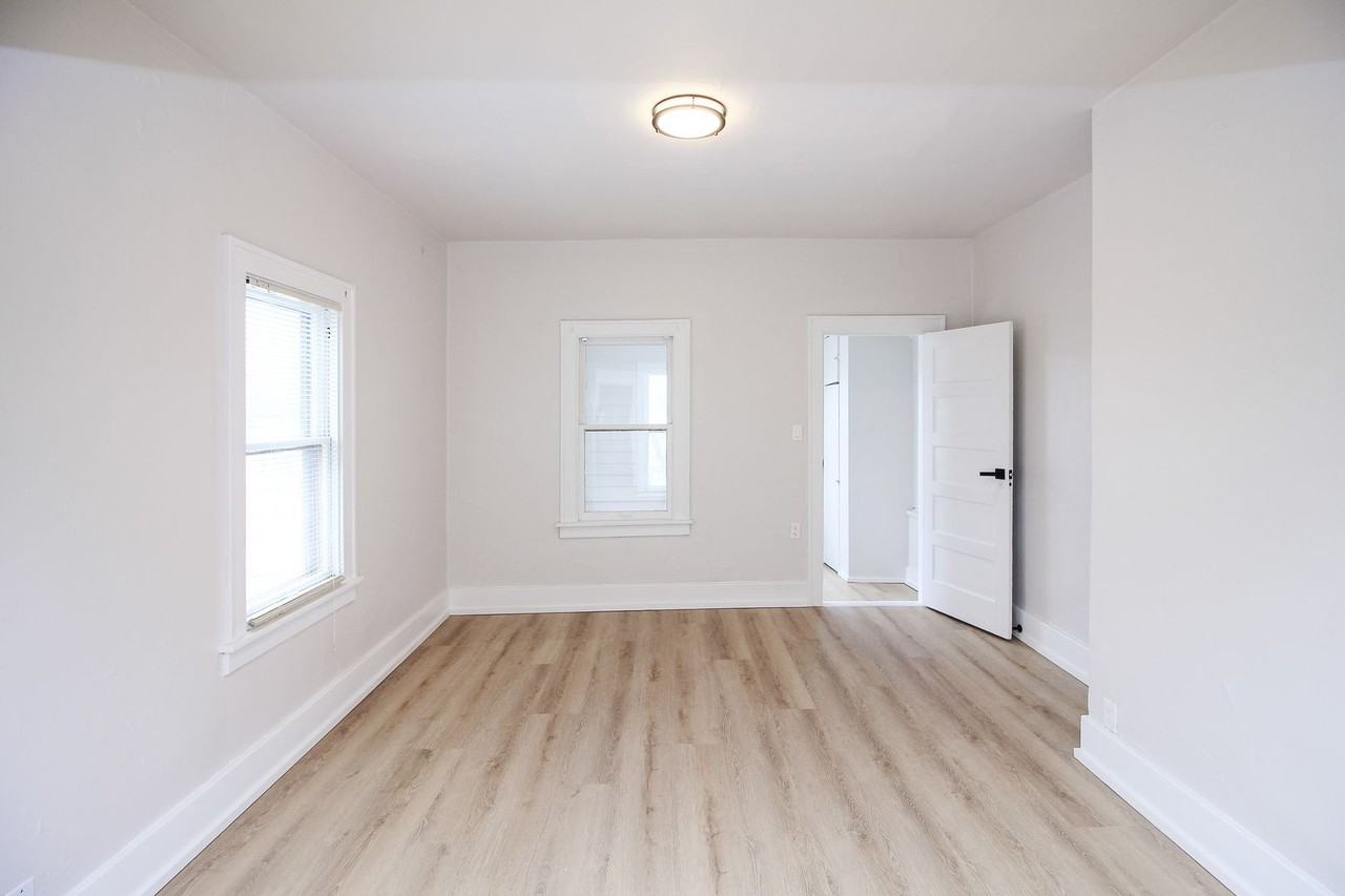 The Whitney - Photo 2 of 22