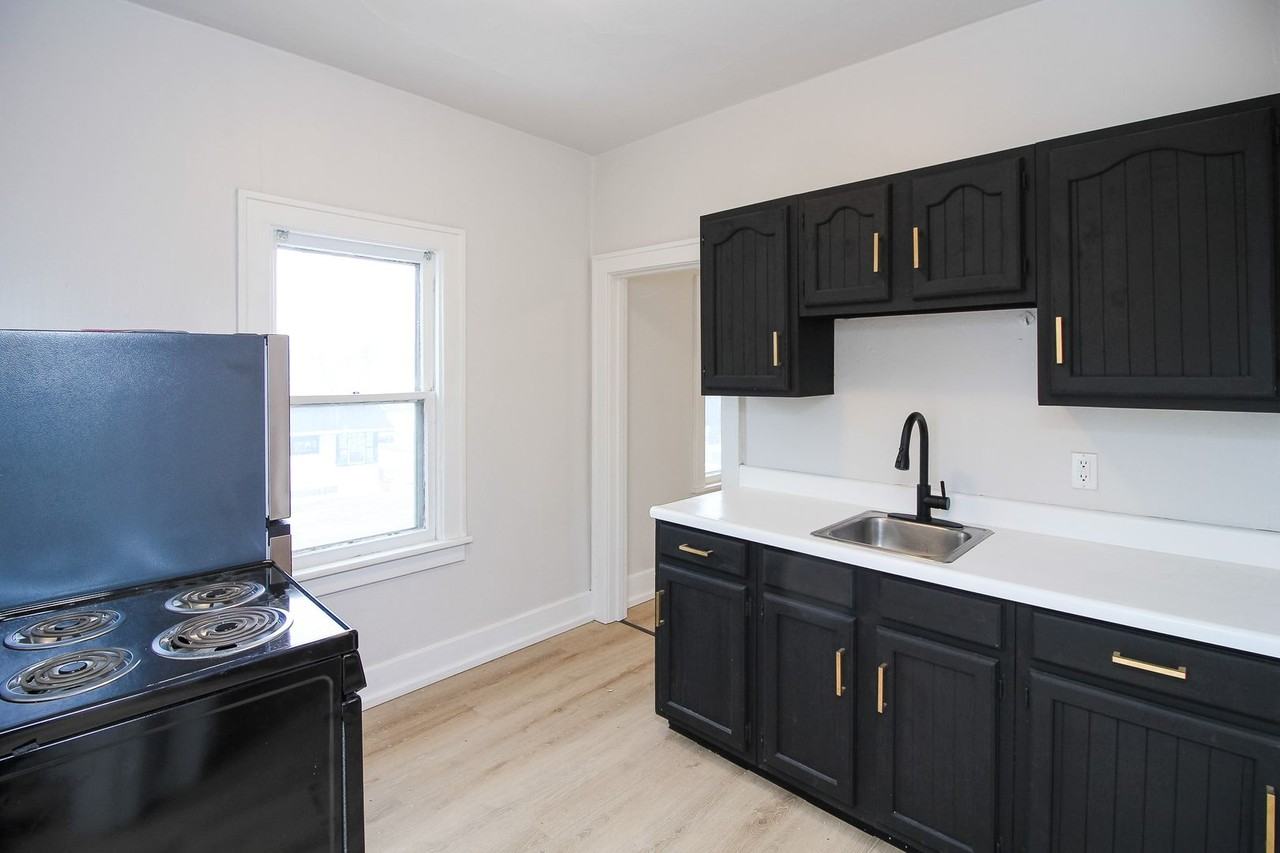 The Whitney - Photo 5 of 22