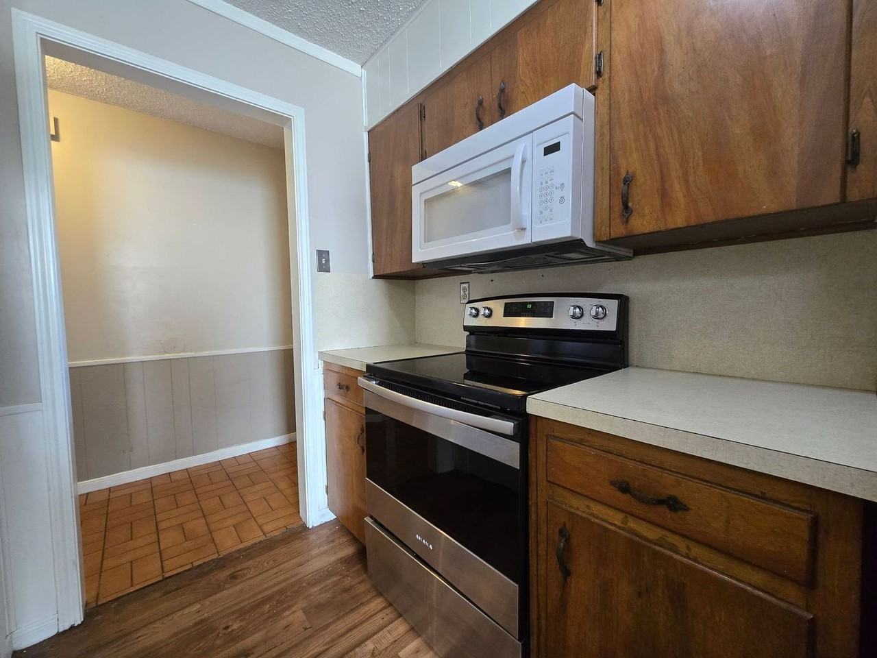 4508 Tanglewood Cir - Photo 5 of 23