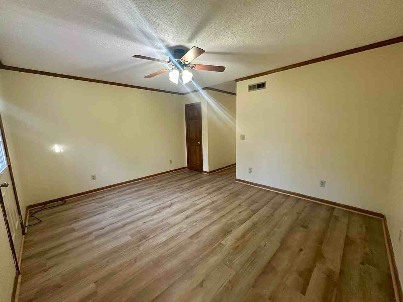 28 Highland Ave #C - Photo 5 of 9