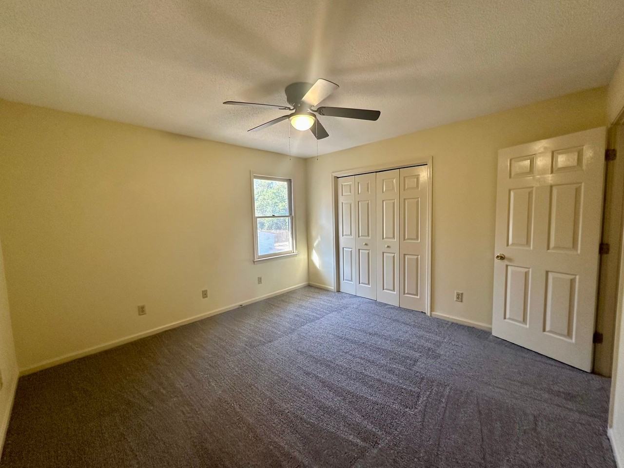 28 Highland Ave #C - Photo 7 of 9