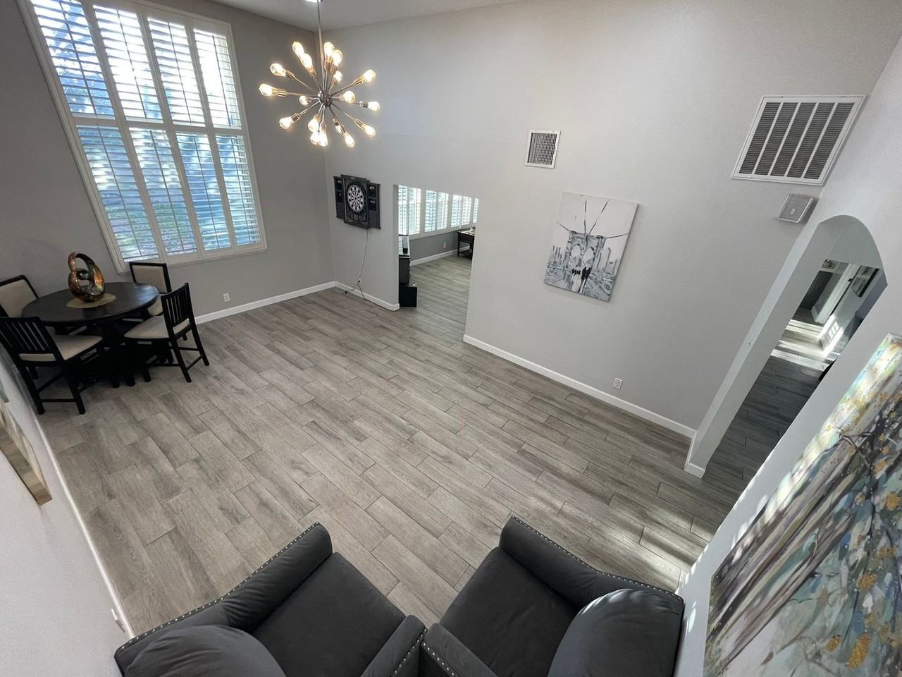 10024 Fenway Dr - Photo 4 of 23