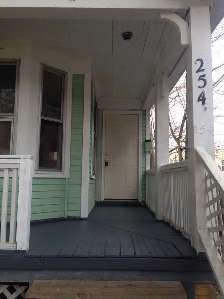 252-254 Rugby Ave. - Photo 2 of 18