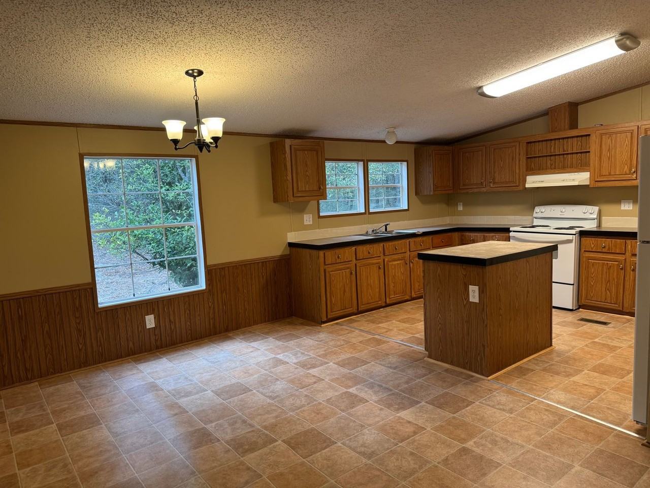1153 Country Living Rd - Photo 4 of 7